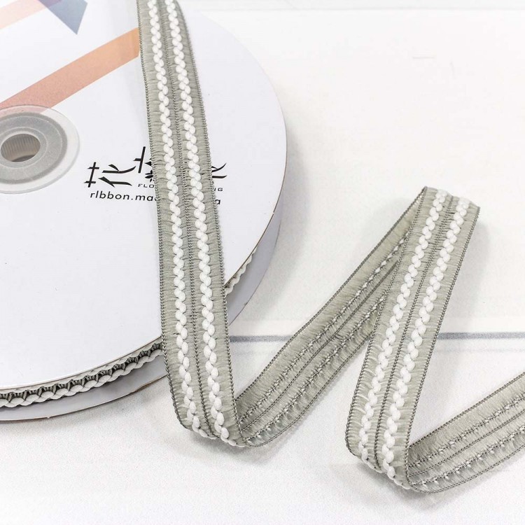 544-15/124 Лента декоративная с бахромой (Полиэстер) 1,5см*25ярд Серый 1/8 1/192