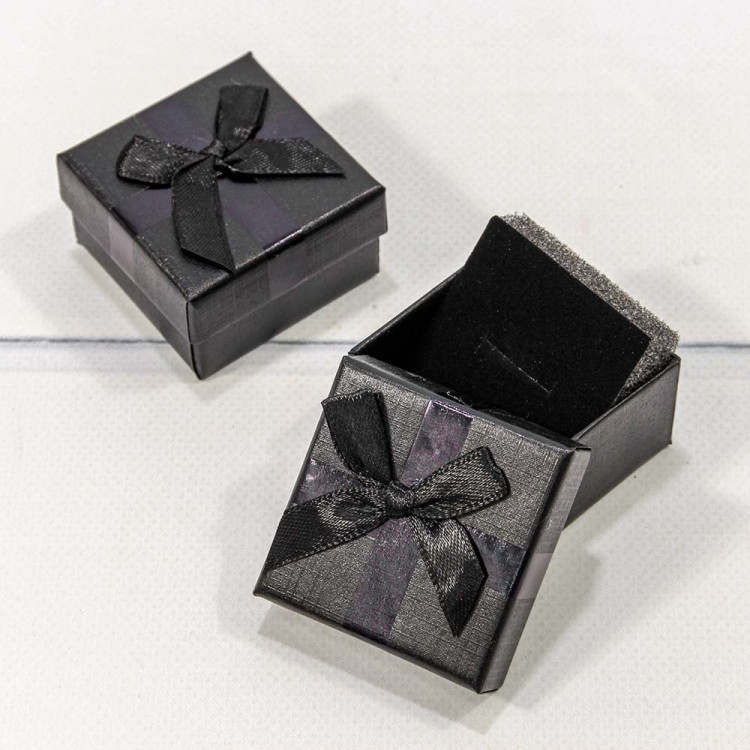 62555/3 Коробка Квадратная 5*5*3 с бантиком Чёрный 1/24 1/720 