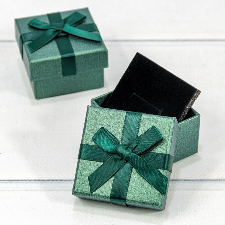 62555/4 Коробка Квадратная 5*5*3 с бантиком Зелёный 1/24 1/720