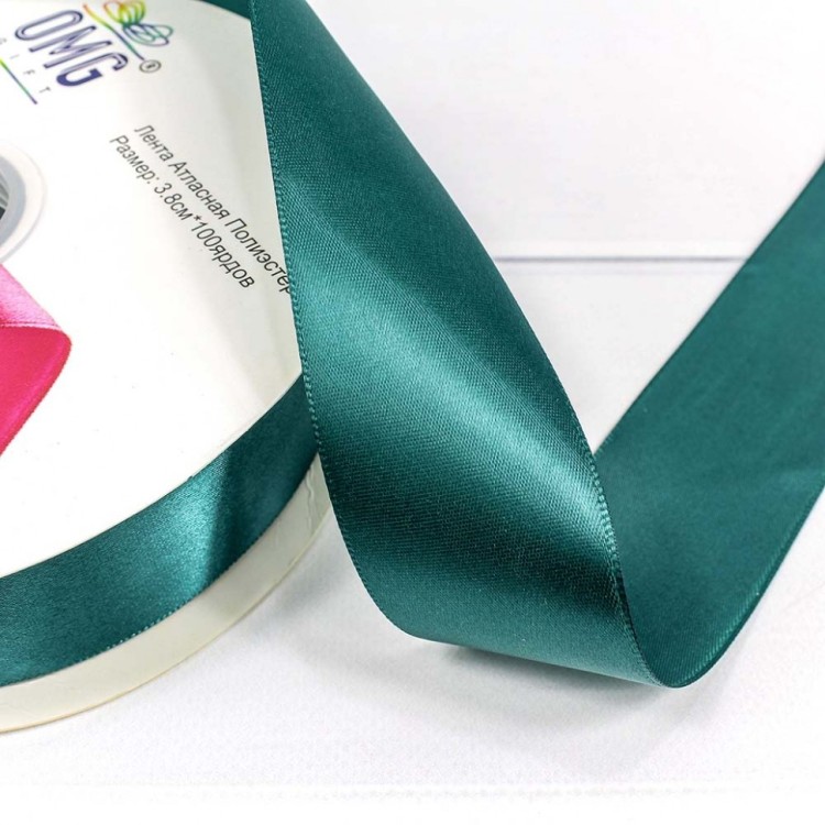 556-38/347 Лента атласная полиэстер класс А изумрудный 3,8см*100ярд 1/9 1/36