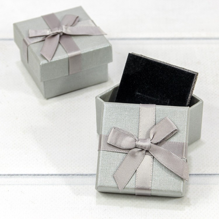 62555/5 Коробка Квадратная 5*5*3 с бантиком Серебряный 1/24 1/720