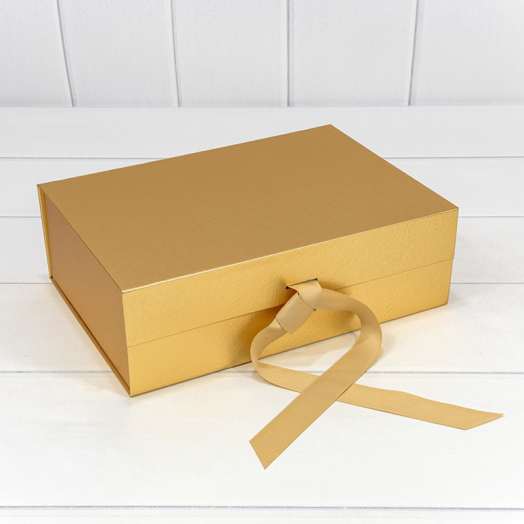 730226/0120 Коробка Прямоугольная 28,2*20*9,2 складная на магнитах "Люкс" Золотой 1/48