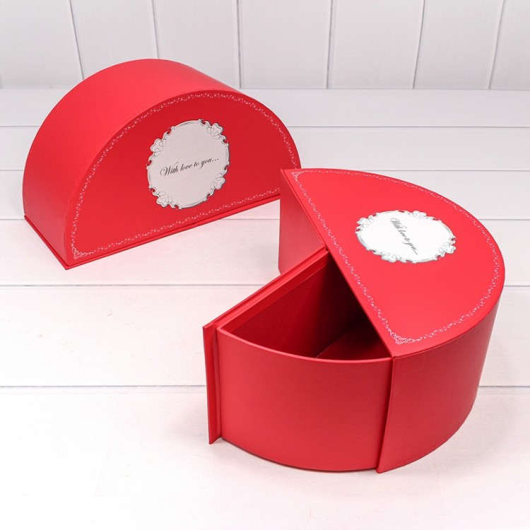 720140/2 Коробки Полукруглые Набор 1/2 31*15,7*13,2 "Сюрприз" Красный 1/18