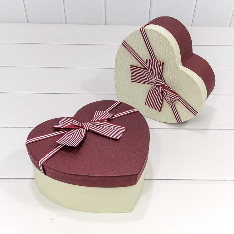 720612/20 Коробки "Сердце" Набор 1/3 22*20*9 с бантиком (ассортимент 4) 1/24