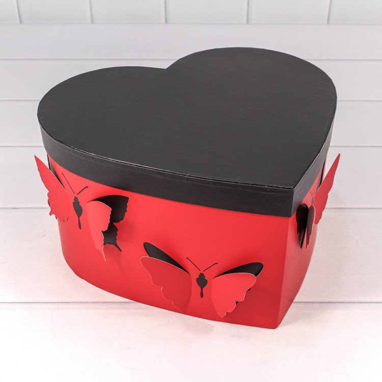 720920/2 Коробки "Сердце" Набор 1/3 28,5*26*15 "Бабочки" Красный 1/24