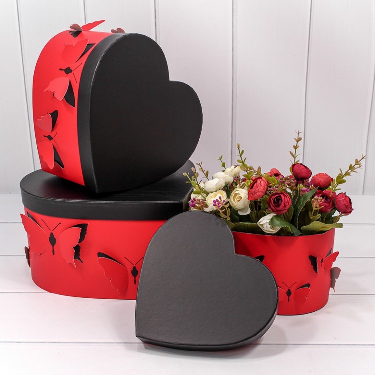 720920/2 Коробки "Сердце" Набор 1/3 28,5*26*15 "Бабочки" Красный 1/24