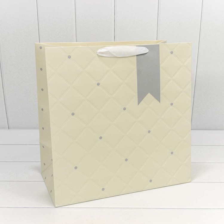 000152X Пакет подарочный "Эксклюзив" (микс) 37*37*20 см 230 гр 1/20 1/80