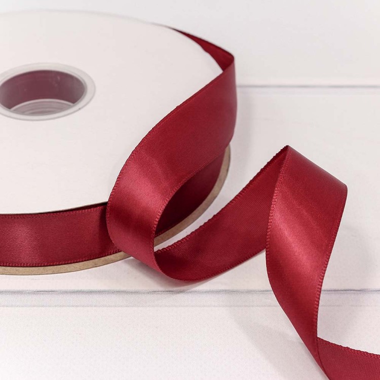 556-25/789 Лента Атласная Полиэстер класс А 2,5см*100ярд Бордовый 1/13 1/52