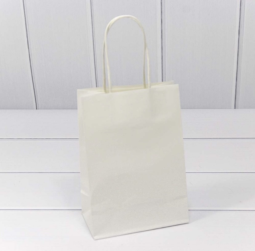 000216G/6 Пакет подарочный Крафт Белый 14*20*8 120г 1/20 1/480 000216G/6 Пакет подарочный Крафт Белый 14*20*8 120г 1/20 1/480