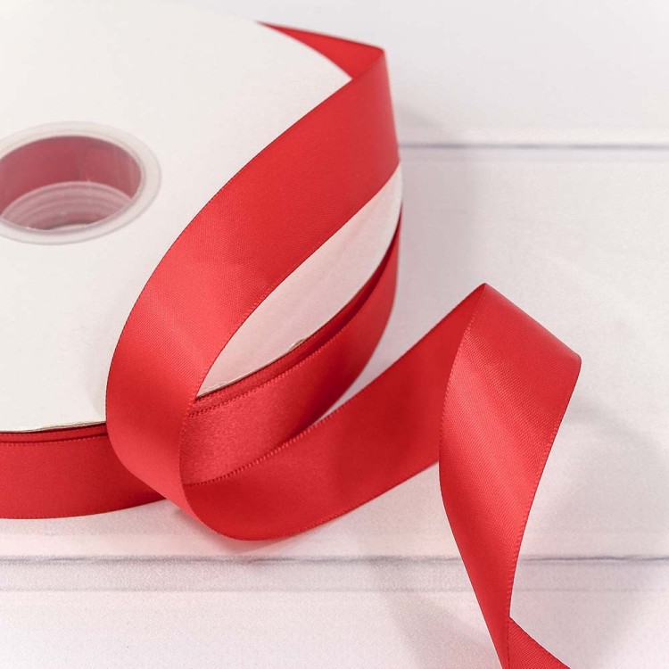 556-25/235 Лента Атласная Полиэстер класс А 2,5см*100ярд Красный 1/13 1/52