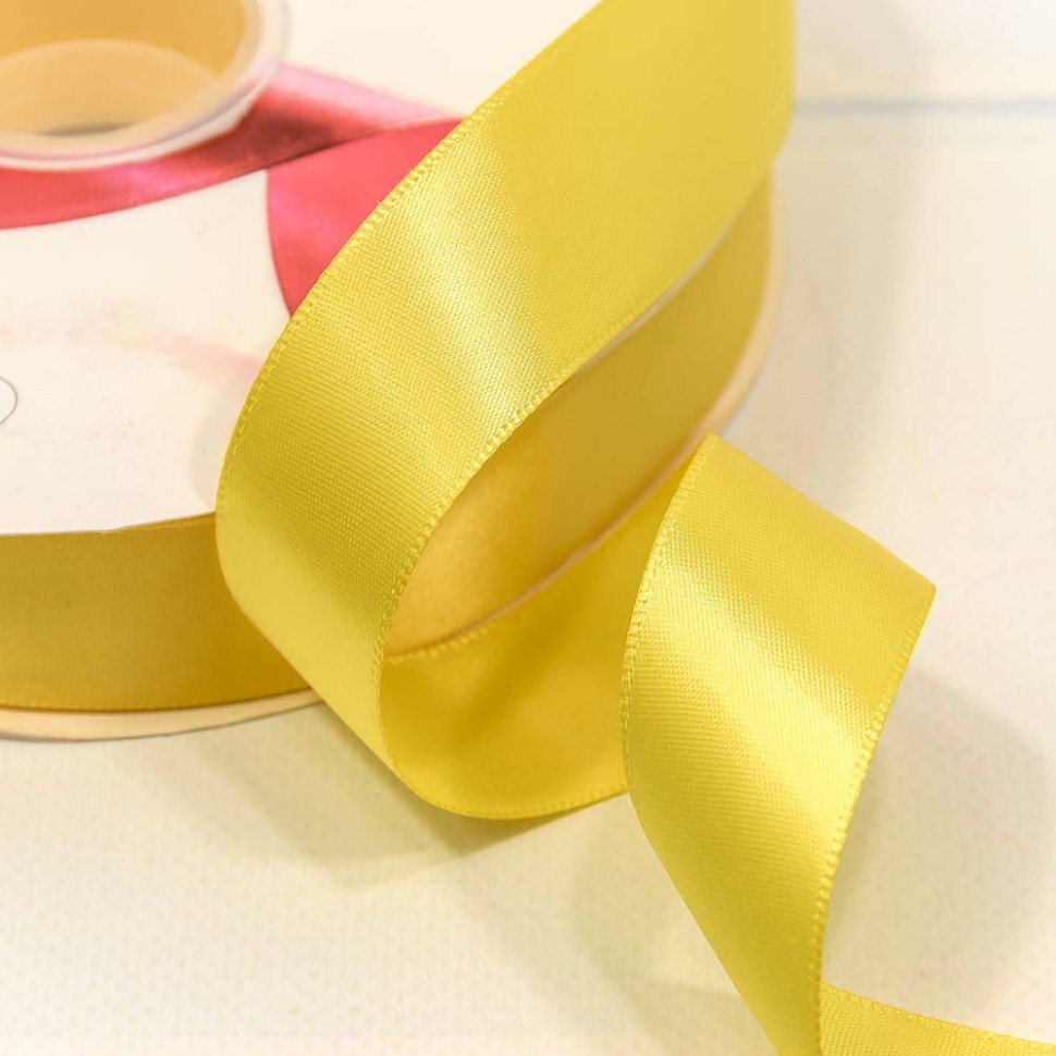 556-25/640 Лента Атласная Полиэстер класс А 2,5см*100ярд Шафраново-жёлтый 1/13 1/52 556-25/640 Лента Атласная Полиэстер класс А 2,5см*100ярд Шафраново-жёлтый 1/13 1/52