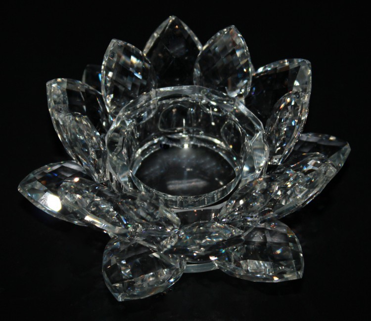 XH103-32 Подсвечник "Лотос" 12х6 см