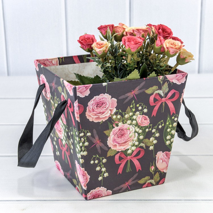 720107/7 Ваза для цветов квадратная с репсовой ручкой 14,5*14,5*15 см Ландыши и розы 1/10 1/120