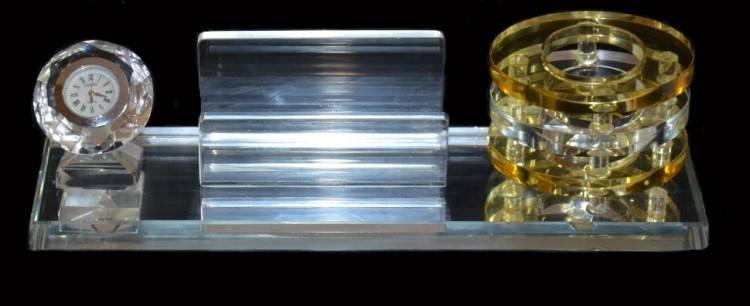 ХН55-2G Настольная подставка с часами (желтый) 24х6,5х6,5 см