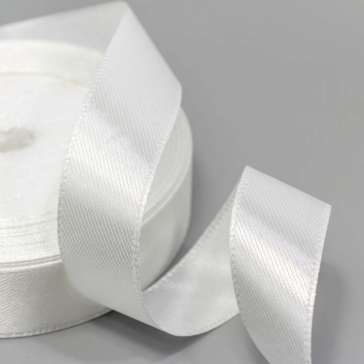 562-20/42 Лента Атласная Сатин 2см*25ярд Тёплый Белый 1/10 1/400