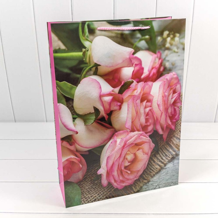 00019A Пакет подарочный "Цветы" 32*45*11 см 157 гр (микс) 1/20 1/240