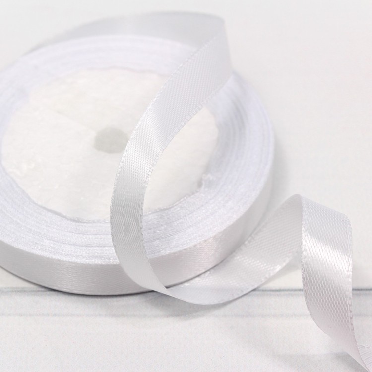 562-12/01 Лента атласная (сатин) 1,2 см*25 ярдов белый 1/10 1/600