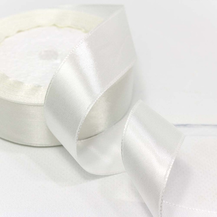 562-25/42 Лента Атласная Сатин 2,5см*25ярд Тёплый белый 1/5 1/120