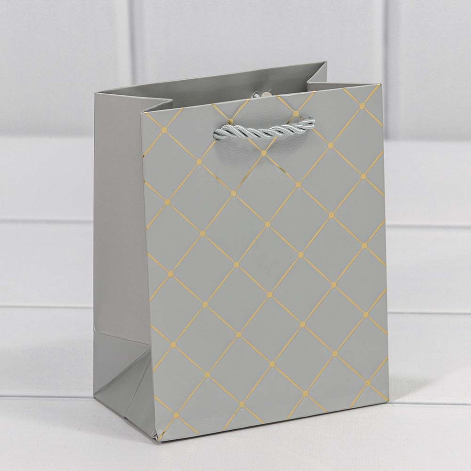000391H/3 Пакет подарочный "Ромб" Серебряный 12*15*7 210г 1/20 1/480