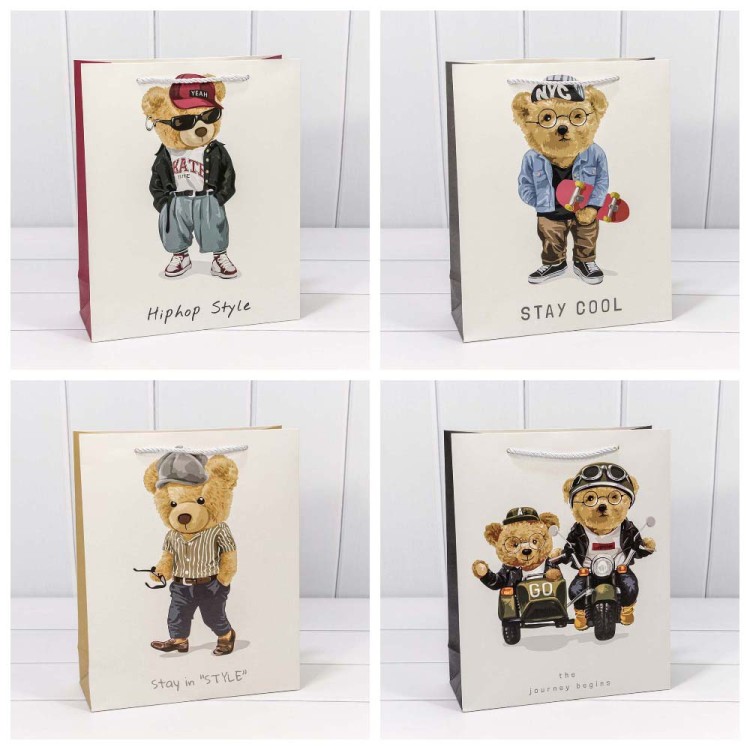 000116C Пакет подарочный "Стильные мишки" (микс) 26*32*13 210г 1/20 1/240