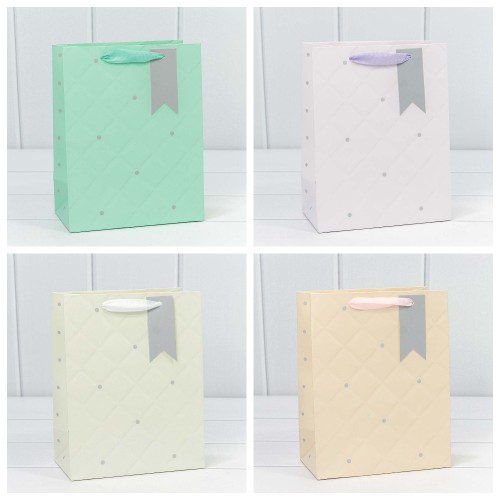 000152E Пакет подарочный "Эксклюзив" (микс) 18*23*10 210г 1/20 1/360