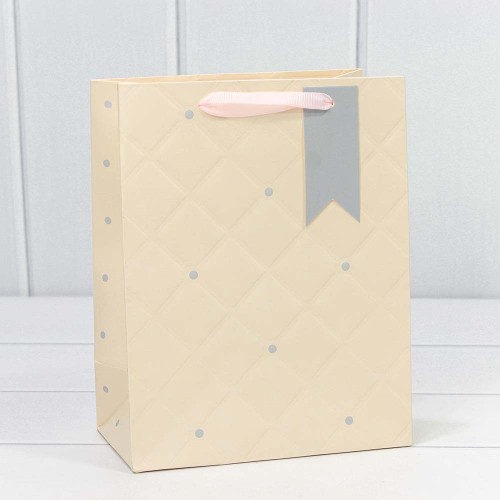 000152E Пакет подарочный "Эксклюзив" (микс) 18*23*10 210г 1/20 1/360