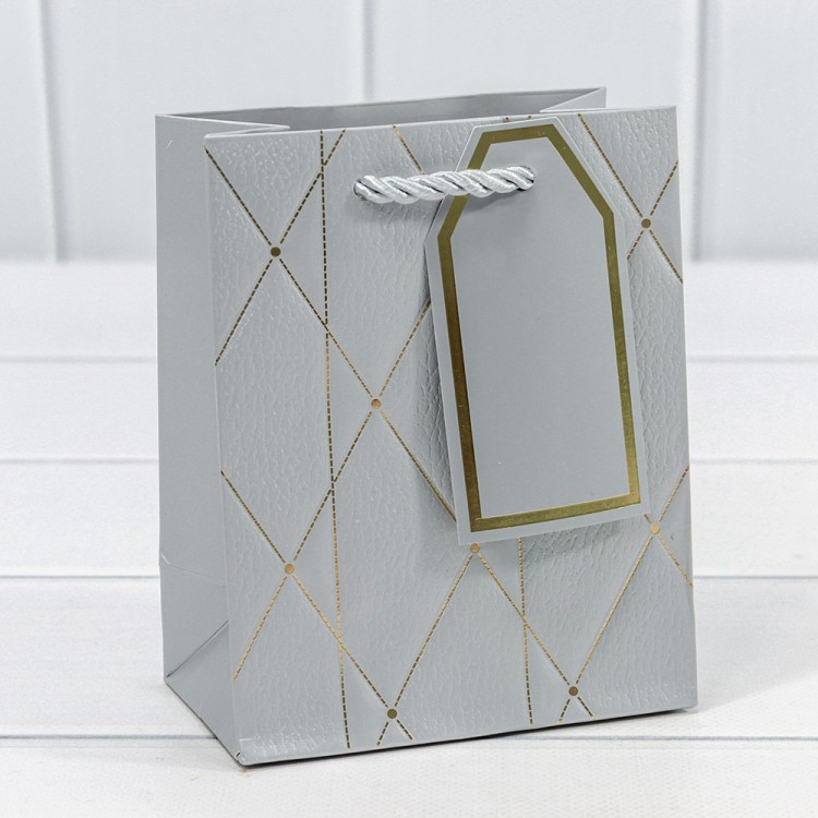 300560H/3 Пакет подарочный с тиснением "Ромбы и линии" Серебряный 12*15*7 210г 1/12 1/600