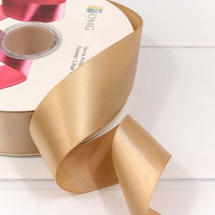 556-38/826 Лента Атласная Полиэстер класс А 3,8см*100ярд Золотой 1/9 1/36