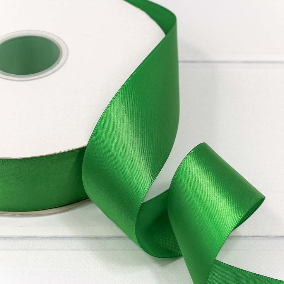 556-38/580 Лента Атласная Полиэстер класс А 3,8см*100ярд Зелёный 1/9 1/36 556-38/580 Лента Атласная Полиэстер класс А 3,8см*100ярд Зелёный 1/9 1/36