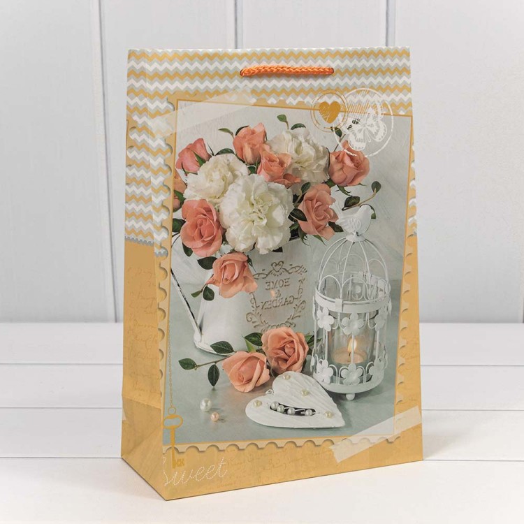 00026K Пакет подарочный 128 гр 20*30*10 см "Цветы" (микс) 1/20 1/360