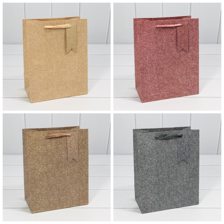 000155E Пакет подарочный "Премиум" (микс) 18*23*10 230г 1/20 1/360